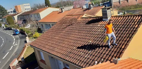 Image de HK.RÉNOV'HABITAT-Peintre-Ravalement façade-nettoyage-démoussage-dépose cheminée-Lille-Lambersart-Armentières et environs