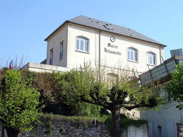 Ravalement Façade Isolant Entreprise isolation extérieure Attainville