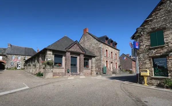 Ravalement Façade Isolant Entreprise isolation extérieure Baulon