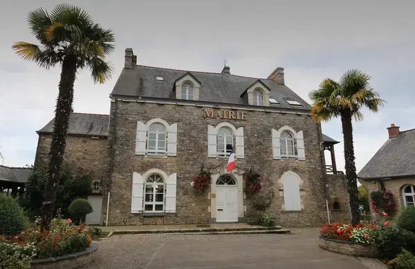 Ravalement Façade Isolant Entreprise isolation extérieure Bourg-des-Comptes