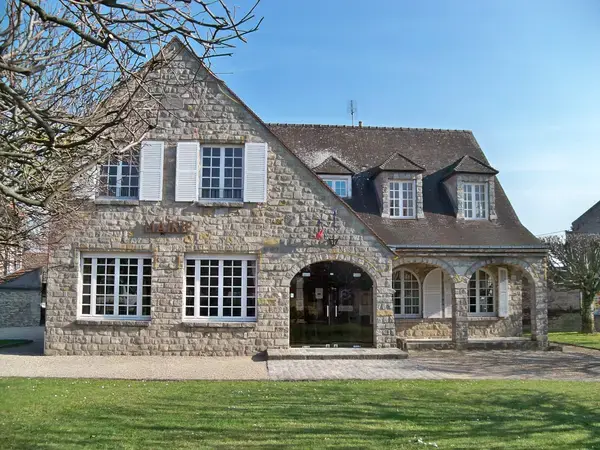 Ravalement Façade Isolant Entreprise isolation extérieure Chailly-en-Bière