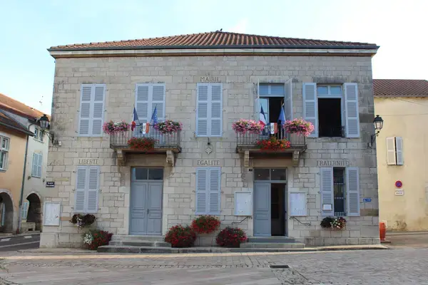 Ravalement Façade Isolant Entreprise isolation extérieure Cuiseaux