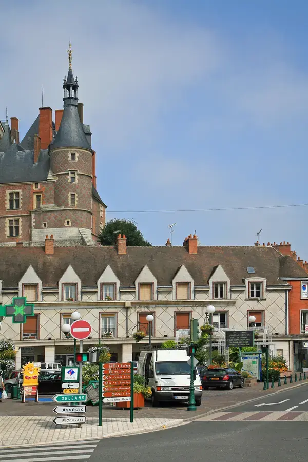 Ravalement Façade Isolant Entreprise isolation extérieure Gien