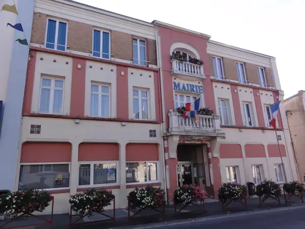 Ravalement Façade Isolant Entreprise isolation extérieure Hirson