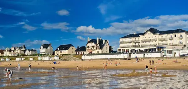 Ravalement Façade Isolant Entreprise isolation extérieure Jullouville