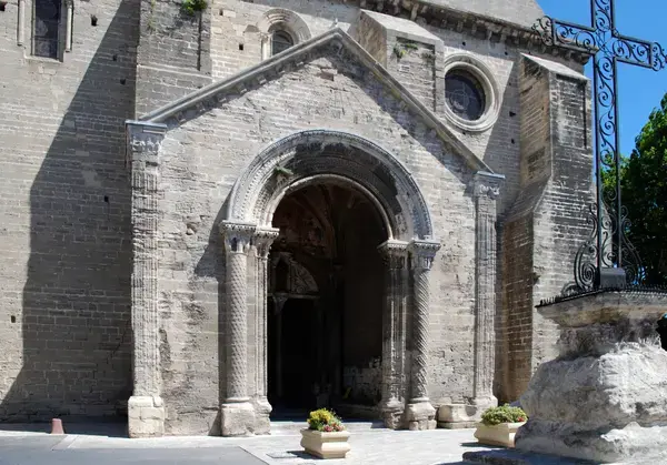 Ravalement Façade Isolant Entreprise isolation extérieure Le Thor