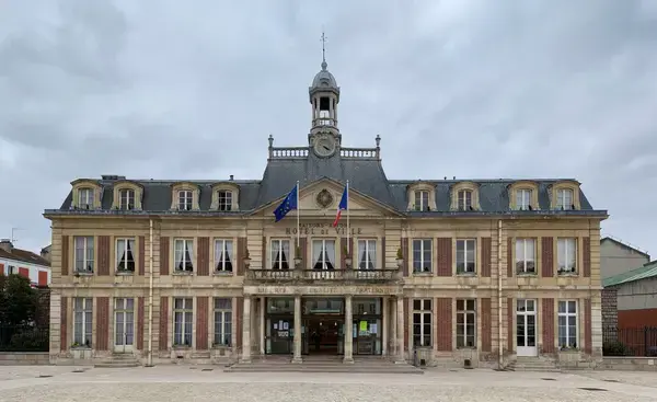 Ravalement Façade Isolant Entreprise isolation extérieure Maisons-Alfort