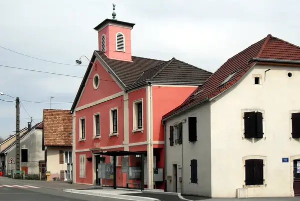 Ravalement Façade Isolant Entreprise isolation extérieure Nommay