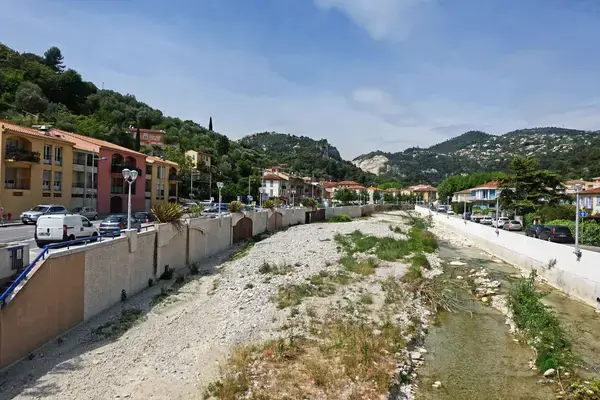 Ravalement Façade Isolant Entreprise isolation extérieure Saint-André-de-la-Roche