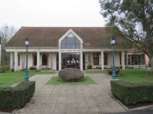 Ravalement Façade Isolant Entreprise isolation extérieure Saint-Cyr-sur-Morin