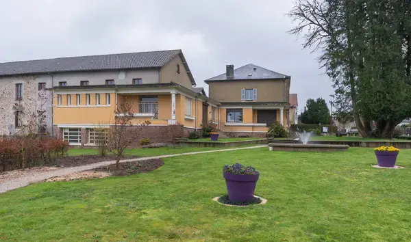 Ravalement Façade Isolant Entreprise isolation extérieure Saint-Jouvent