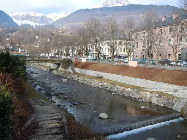 Ravalement Façade Isolant Entreprise isolation extérieure Sallanches