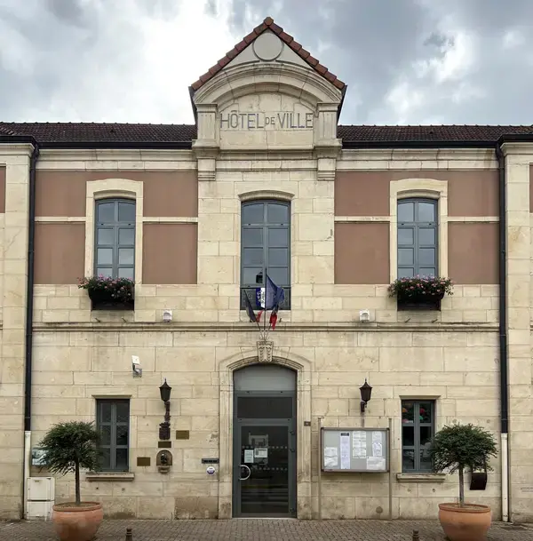 Ravalement Façade Isolant Entreprise isolation extérieure Thoissey